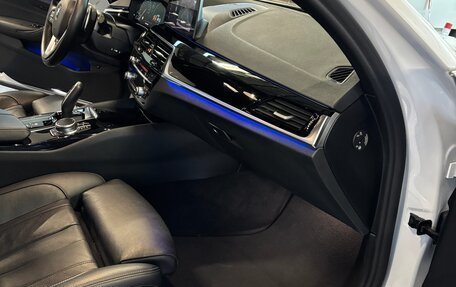 BMW 5 серия, 2019 год, 4 550 000 рублей, 14 фотография