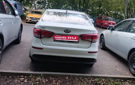 KIA Rio III рестайлинг, 2015 год, 390 000 рублей, 6 фотография
