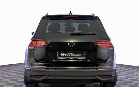 Volkswagen Tiguan II, 2021 год, 3 090 000 рублей, 6 фотография