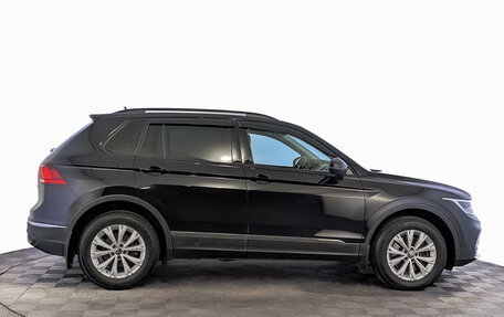 Volkswagen Tiguan II, 2021 год, 3 090 000 рублей, 4 фотография