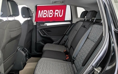 Volkswagen Tiguan II, 2021 год, 3 090 000 рублей, 18 фотография