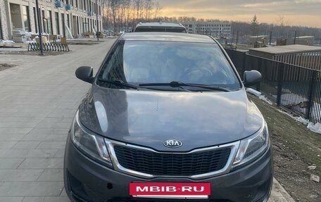 KIA Rio III рестайлинг, 2013 год, 330 000 рублей, 2 фотография