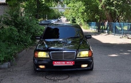 Mercedes-Benz C-Класс, 1998 год, 600 000 рублей, 4 фотография