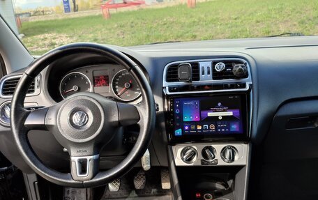 Volkswagen Polo VI (EU Market), 2013 год, 720 000 рублей, 10 фотография