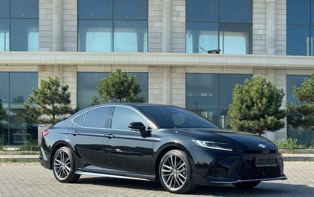 Toyota Camry, 2024 год, 3 900 000 рублей, 6 фотография