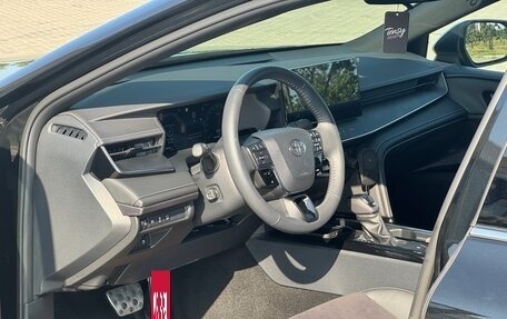 Toyota Camry, 2024 год, 3 900 000 рублей, 13 фотография