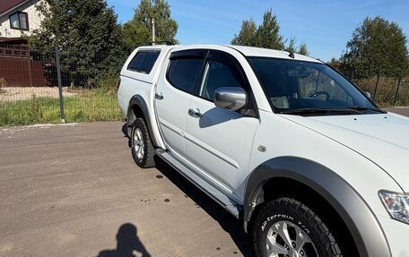 Mitsubishi L200 IV рестайлинг, 2014 год, 1 800 000 рублей, 2 фотография