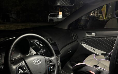 Hyundai Solaris II рестайлинг, 2012 год, 980 000 рублей, 7 фотография