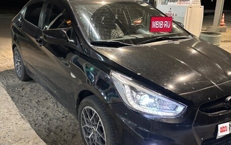 Hyundai Solaris II рестайлинг, 2012 год, 980 000 рублей, 6 фотография