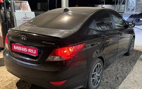 Hyundai Solaris II рестайлинг, 2012 год, 980 000 рублей, 5 фотография