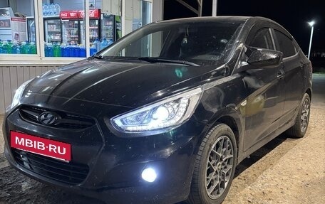 Hyundai Solaris II рестайлинг, 2012 год, 980 000 рублей, 2 фотография
