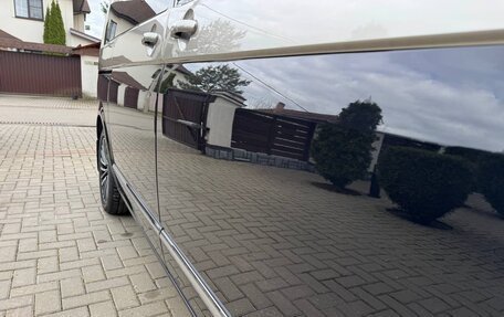 Volkswagen Multivan T6 рестайлинг, 2021 год, 5 000 000 рублей, 9 фотография