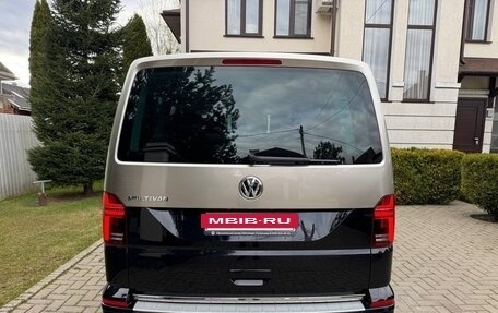 Volkswagen Multivan T6 рестайлинг, 2021 год, 5 000 000 рублей, 8 фотография