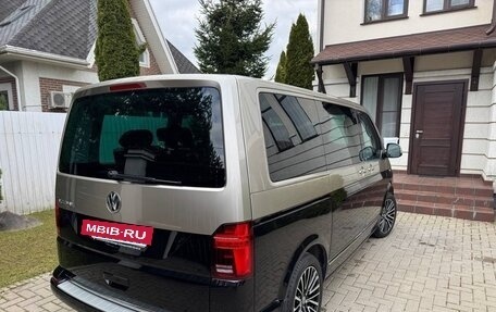 Volkswagen Multivan T6 рестайлинг, 2021 год, 5 000 000 рублей, 5 фотография