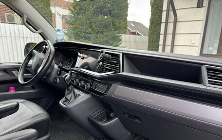 Volkswagen Multivan T6 рестайлинг, 2021 год, 5 000 000 рублей, 14 фотография