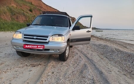 Chevrolet Niva I рестайлинг, 2006 год, 300 000 рублей, 3 фотография
