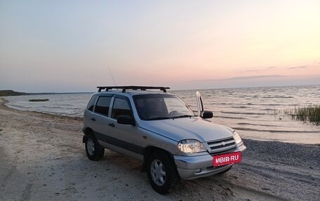 Chevrolet Niva I рестайлинг, 2006 год, 300 000 рублей, 4 фотография