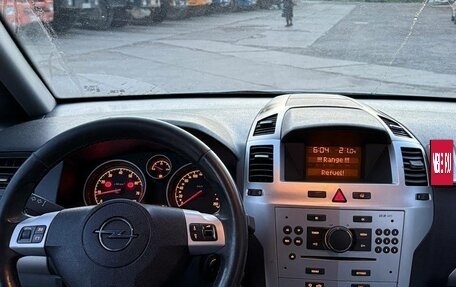 Opel Zafira B, 2012 год, 630 000 рублей, 6 фотография