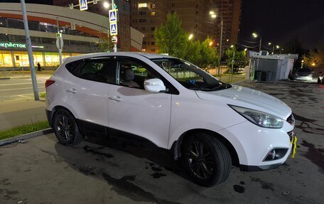 Hyundai ix35 I рестайлинг, 2014 год, 950 000 рублей, 4 фотография