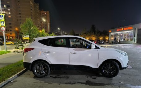 Hyundai ix35 I рестайлинг, 2014 год, 950 000 рублей, 9 фотография