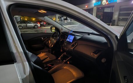 Hyundai ix35 I рестайлинг, 2014 год, 950 000 рублей, 23 фотография