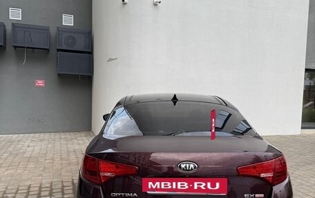KIA Optima III, 2011 год, 1 170 000 рублей, 6 фотография