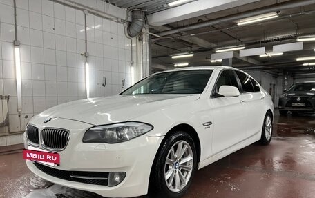 BMW 5 серия, 2012 год, 1 950 000 рублей, 3 фотография