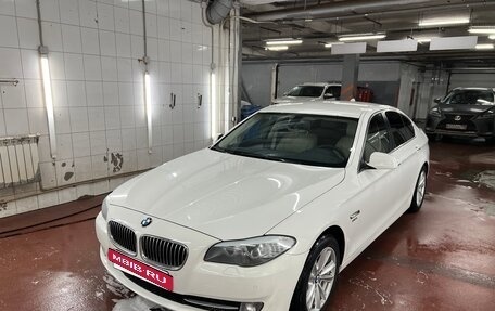 BMW 5 серия, 2012 год, 1 950 000 рублей, 12 фотография