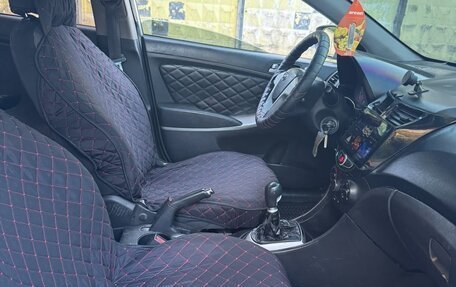 Hyundai Solaris II рестайлинг, 2011 год, 339 000 рублей, 14 фотография