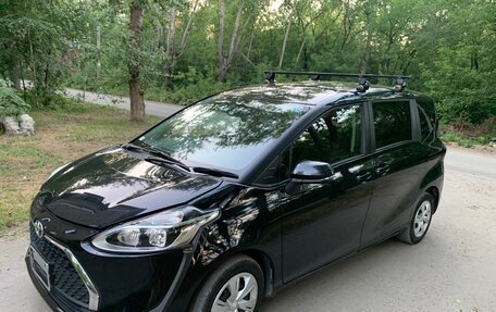 Toyota Sienta II, 2020 год, 1 300 000 рублей, 4 фотография