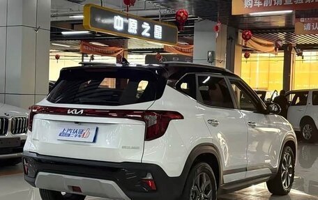 KIA Seltos I, 2024 год, 2 100 000 рублей, 2 фотография