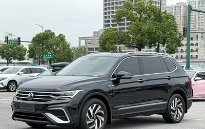 Volkswagen Tiguan II, 2023 год, 2 059 000 рублей, 1 фотография