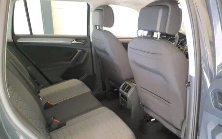 Volkswagen Tiguan II, 2022 год, 2 292 000 рублей, 8 фотография