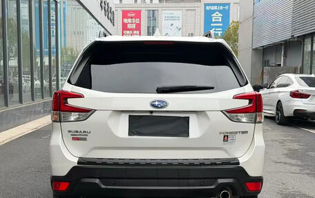Subaru Forester, 2023 год, 3 000 001 рублей, 5 фотография