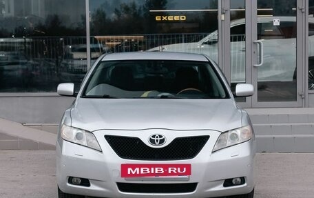 Toyota Camry, 2008 год, 950 000 рублей, 2 фотография
