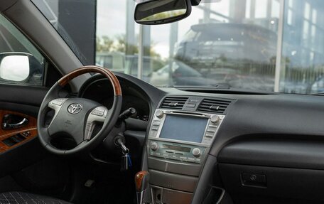 Toyota Camry, 2008 год, 950 000 рублей, 10 фотография