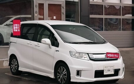 Honda Freed I, 2014 год, 1 155 000 рублей, 3 фотография