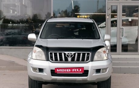 Toyota Land Cruiser Prado 120 рестайлинг, 2003 год, 1 630 000 рублей, 2 фотография