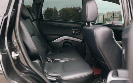 Mitsubishi Outlander III рестайлинг 3, 2010 год, 1 190 000 рублей, 18 фотография