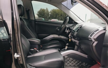 Mitsubishi Outlander III рестайлинг 3, 2010 год, 1 190 000 рублей, 19 фотография