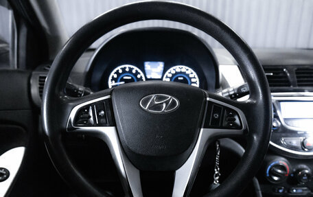 Hyundai Solaris II рестайлинг, 2012 год, 780 000 рублей, 16 фотография