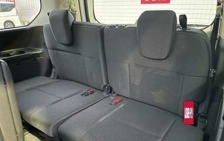 Nissan Serena, 2023 год, 2 235 000 рублей, 8 фотография