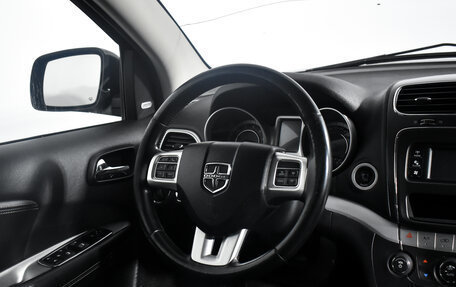 Dodge Journey I, 2011 год, 935 000 рублей, 15 фотография