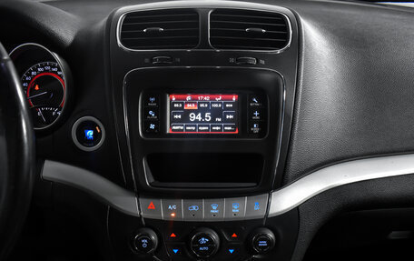 Dodge Journey I, 2011 год, 935 000 рублей, 16 фотография