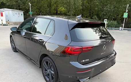 Volkswagen Golf VIII, 2023 год, 1 600 000 рублей, 7 фотография
