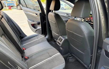 Volkswagen Golf VIII, 2023 год, 1 600 000 рублей, 18 фотография