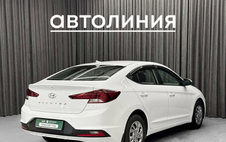 Hyundai Elantra VI рестайлинг, 2019 год, 1 350 000 рублей, 6 фотография