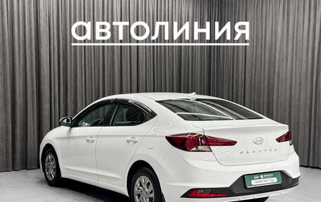 Hyundai Elantra VI рестайлинг, 2019 год, 1 350 000 рублей, 8 фотография