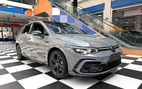 Volkswagen Golf VIII, 2023 год, 1 620 000 рублей, 2 фотография
