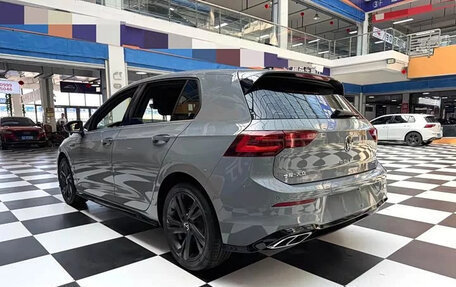 Volkswagen Golf VIII, 2023 год, 1 620 000 рублей, 4 фотография